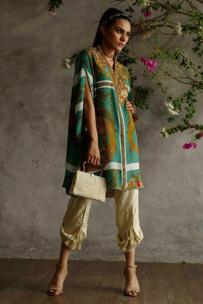 (Versailles) (Ag-12) (Shamaeel Ansari)