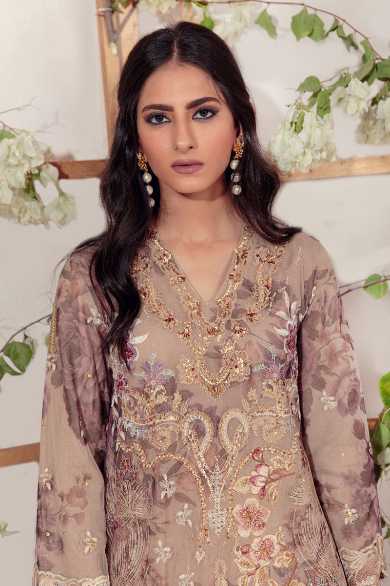 EB 01 No 1 Fashion Designer In Pakistan Shamaeel Ansari